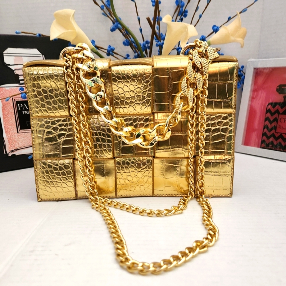 Crocodile Pattern Bag Metallic Gold Woven Style Flap Crossbody Bag W/Chain Strap